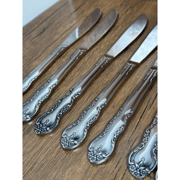 Set Of 8 Imperial Intl FLEURETTE Stainless Floral Silverware Flatware Knivess - Picture 3 of 4